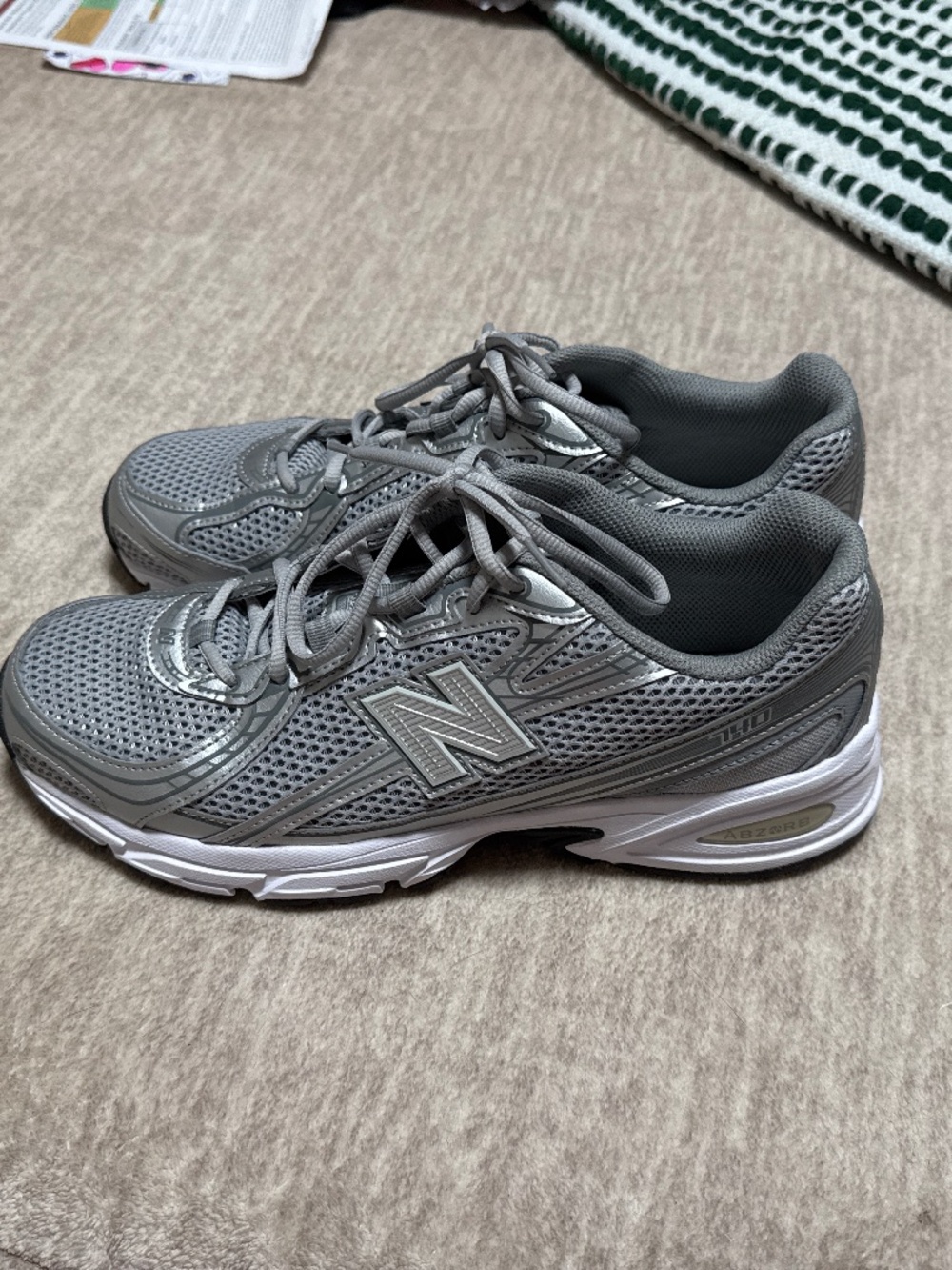 New Balance 740’s